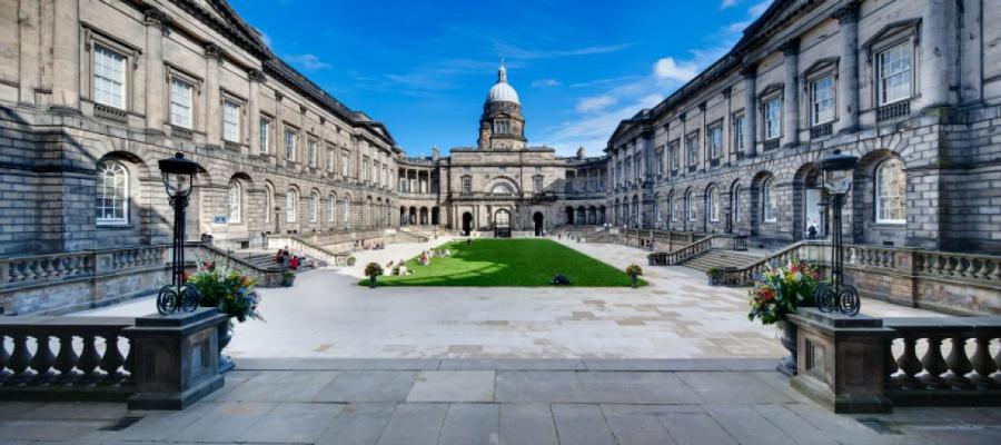 Old College quad outdoor view at Edinburgh University