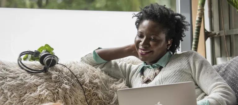woman working on laptop